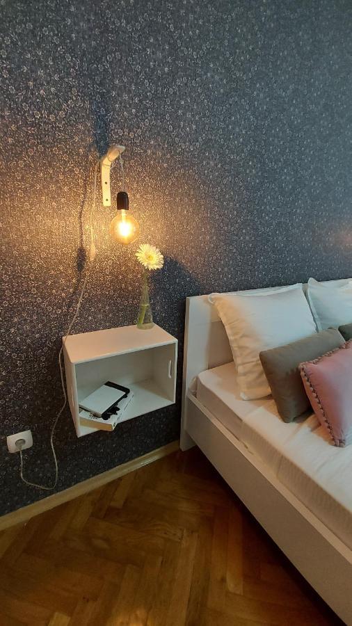 Inner City Two Bedroom Apartment Skopje Eksteriør billede